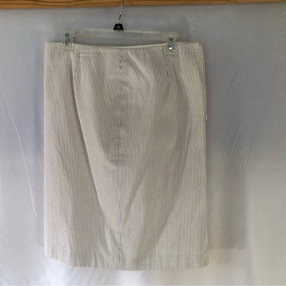 Kay Unger New York pin stripe skirt